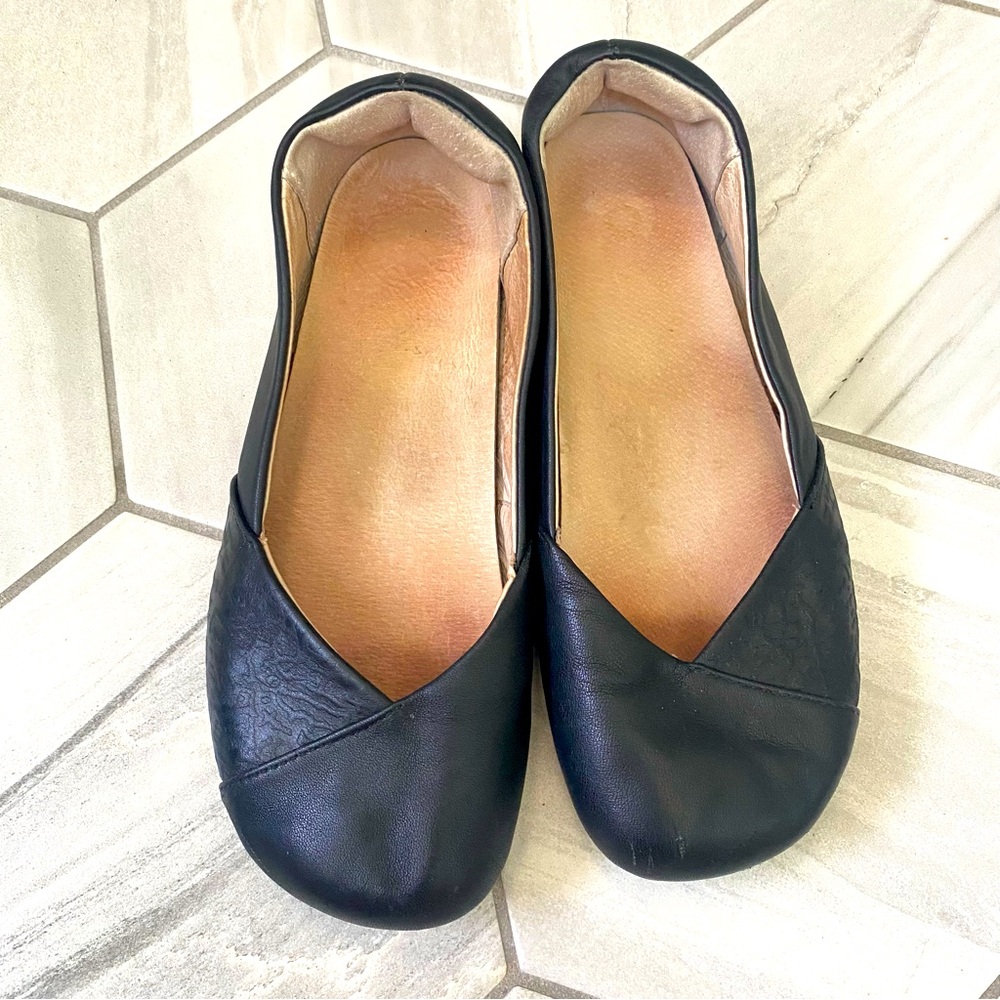 Xero Shoes Barefoot Black Women's Flats W7 37.5